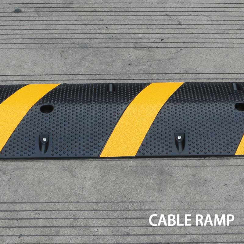 High Quality Rubber Speed Bumps, Yellow Reflective Markings, Road Safety Speed Bumps