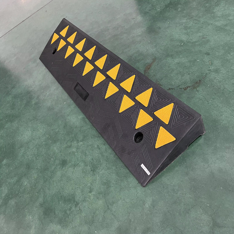 1000*250*90mm Traffic Easy Installation Flexible Street Vehicle Traffic Driveway Road Rubber Curb Ramps