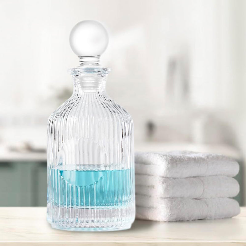 18oz Whiskey Liquor Wine Decanter Set Include(1decanter+2glasses) for Bar Home Restaurant Kitchen Bathroom