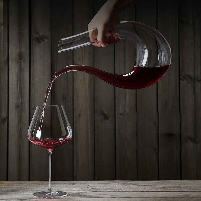 European Style Crystal Thickened Red Wine Decanter Household Glass Wine Personality Creative Quick Wine Dispenser Crystal Swan Decanter 1.5L