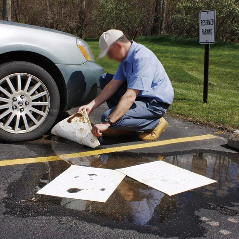 20Pcs Spill Absorbent Pads, Heavyweight Oil Absorbing Pads, 15" x 20" for Oil, Water and Other Liquids